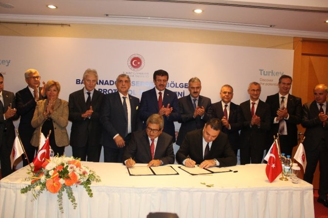 Bakan Zeybekci: "İzmir’i Serbest Bölgeler Şehri Yapacağız"