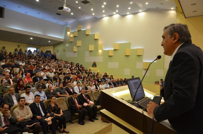 Fen Edebiyat Fakültesinde 2017-2018 Akademik Yılı Açıldı