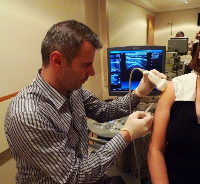 “Diz Kireçlenmesinin Tedavisi Kendi Kanımızda Gizli”