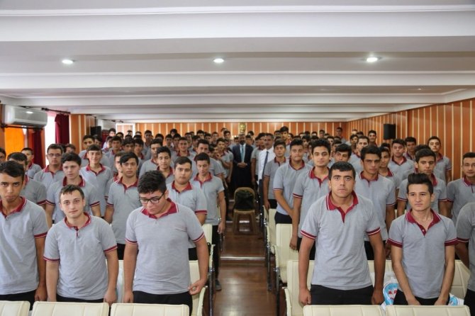 Öğrencilere Ygs Seti Dağıtıldı