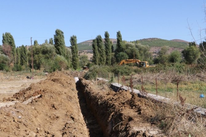 Gökçeören’de Altyapı Çalışmalarına Devam Ediliyor