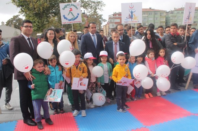 Sağlıklı Yaşam İçin ‘Her Gün 10.000 Adım’