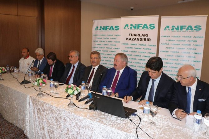 Kayseri’de Fuarcılık Masaya Yatırıldı