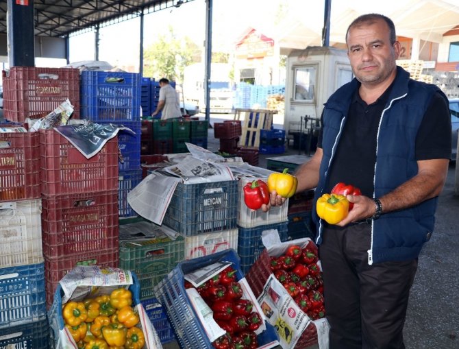 Antalya’da Sebze Üreticisi İle Tüccarların 35 Milyon Dolarlık Kuzey Irak Pazarı Tedirginliği