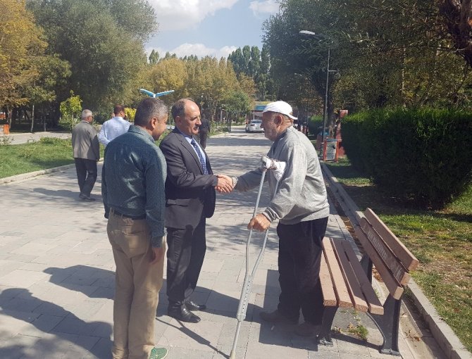 Genel Sekreter Yardımcısı Yaşar, Park Ve Bahçeleri İnceledi