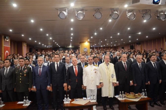 Bakan Özlü: “Gelişim Durmuyor Ve Asla Durmayacak. O Yüzden Biz Bilgi Üreten Üniversite İstiyoruz Diyoruz”