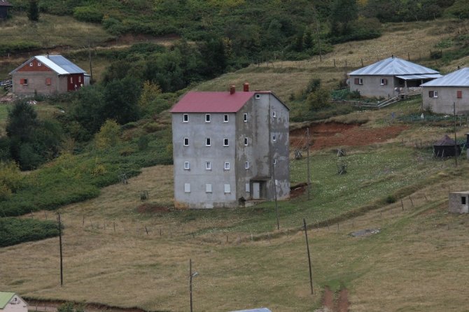 Yaylalardaki Çarpık Yapılaşma Havadan Böyle Görüntülendi