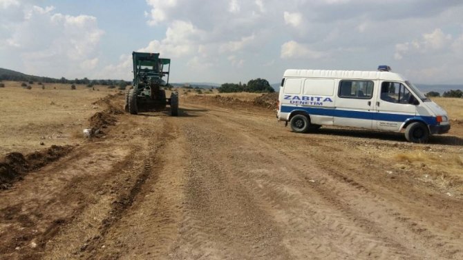 İnönü Fen İşleri Ekiplerinin Yol Ve Çevre Düzenleme Çalışmaları