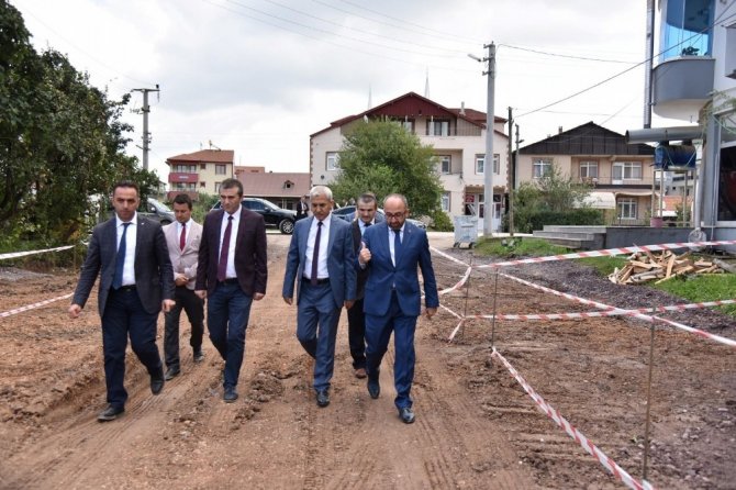 Başkan Üzülmez Ve İsu Genel Müdürü Yapı Çalışmalarını İnceledi