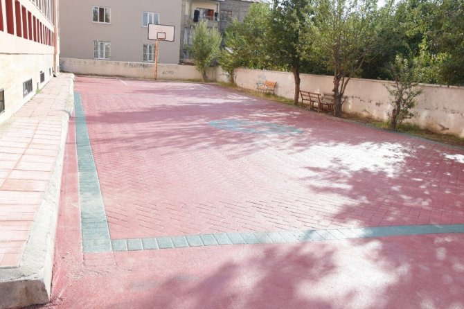 Van’da Renkli Asfalt Dönemi