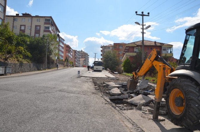 Yüksekokul Yolunda Çalışmalar Sürüyor
