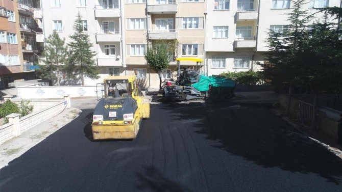 350 Evler Mahallesinde Sıcak Asfalt Çalışmaları Tamamlandı