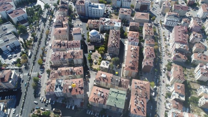 350 Evler Mahallesinde Sıcak Asfalt Çalışmaları Tamamlandı