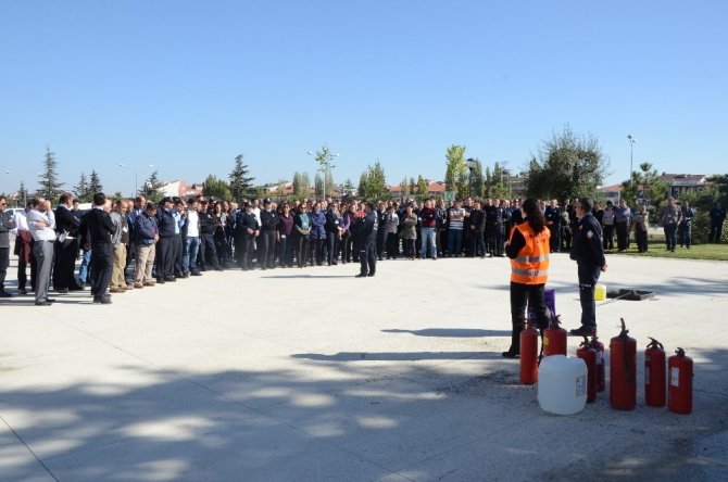 Emniyet Personeli Yangın Tatbikatında