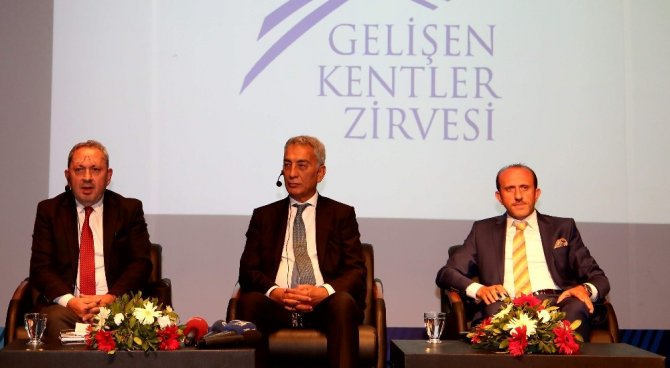 Gelişen Kentler Zirvesi’nde Erzurum’un Potansiyeli Ve Geleceği Anlatıldı