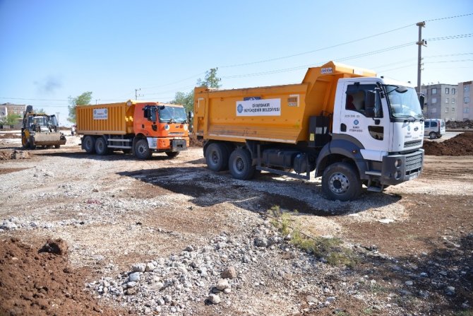 Büyükşehir Belediyesi, Ahmed Arif Parkı Yapıyor