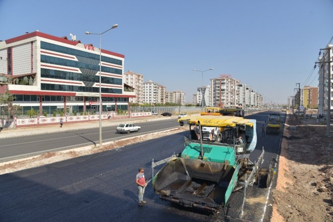 Orhan Doğan Caddesi’ne 30 Bin Ton Asfalt Serilecek