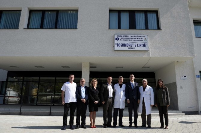 Tika’dan Aile Hekimliği Merkezlerine Tıbbi Cihaz Ve Malzeme Desteği