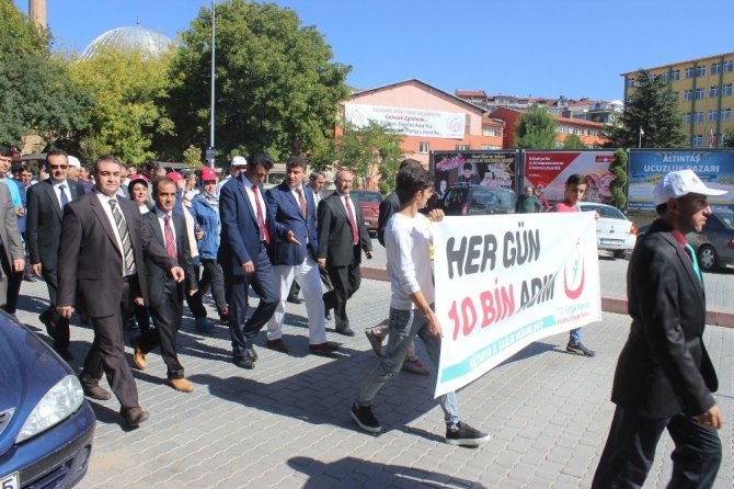 Sağlıklı Yaşam İçin Yürüdüler