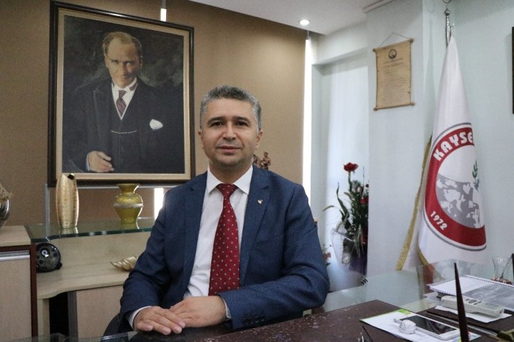 Eczacılara ’Kanser’ Anlatıldı