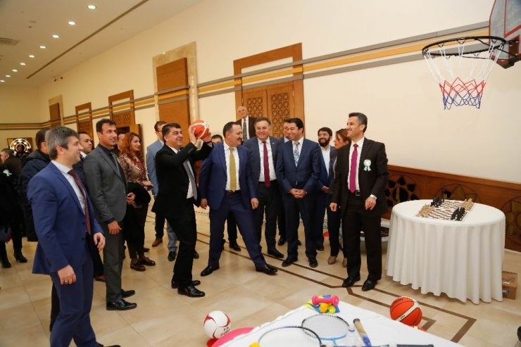 Gaziantep’e Eğitim Ve Öğretimde Yenilikçilik Ödülü