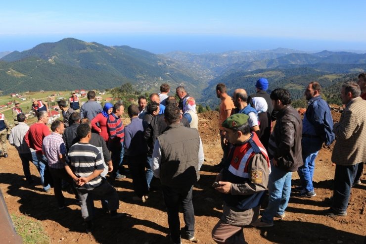 İneklerini Satarak Yaptırdığı Yayla Evi Yıkıldı