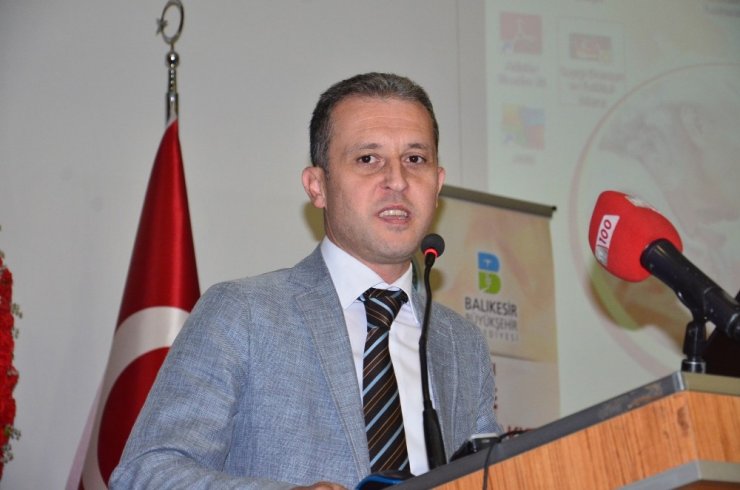 Balıkesir’de "Uluslararası Düşmeye Çok Yönlü Bakış Sempozyumu"