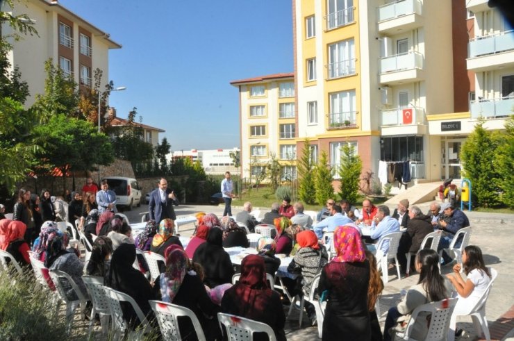 Başkan Ayaz Halkla Buluşmaya Devam Ediyor