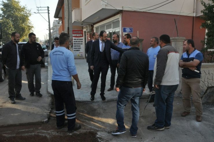 Başkan Ayaz Vatandaşların Taleplerini Yerinden Dinliyor