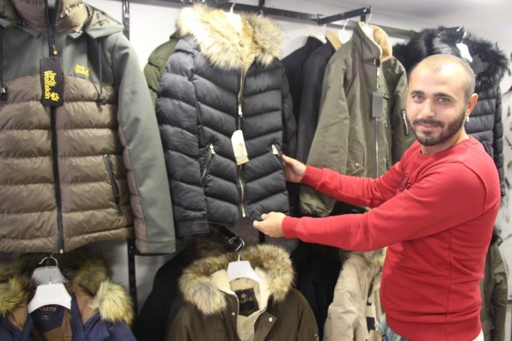 Sonbaharla Yazlık Kıyafetlere Veda Edildi
