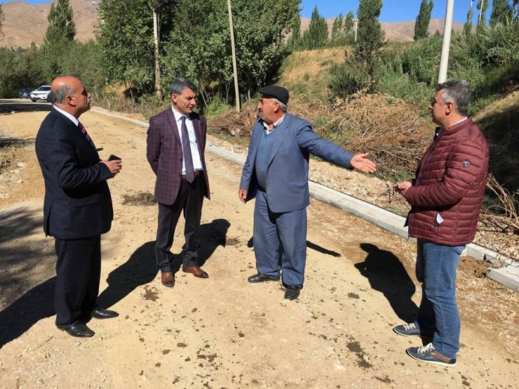 Kaymakam Ve Belediye Başkan Vekili Özkan, Yolalan’da Ki Çalışmalarını Yerinde İnceledi
