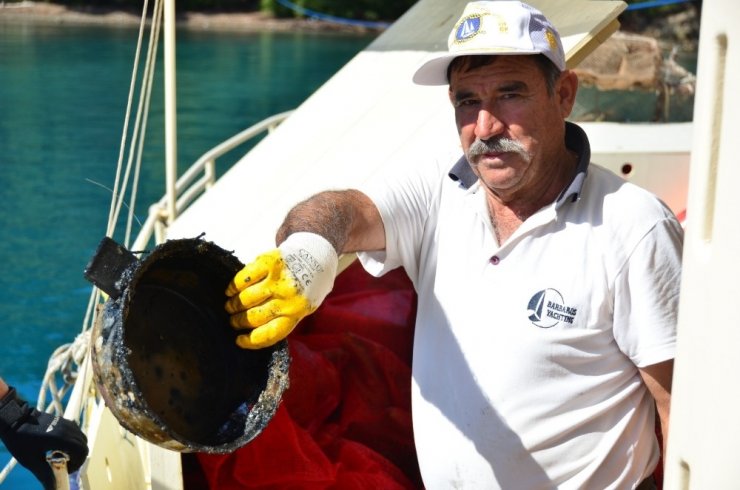 Deniz Dibi Temizliği Çatı Koyu’nda Devam Etti