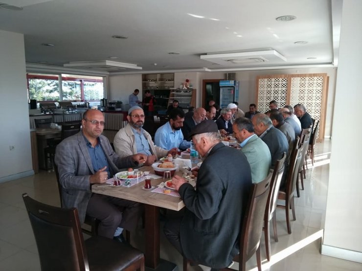 Daday’da Emekli İmamlar Kahvaltıda Buluştu
