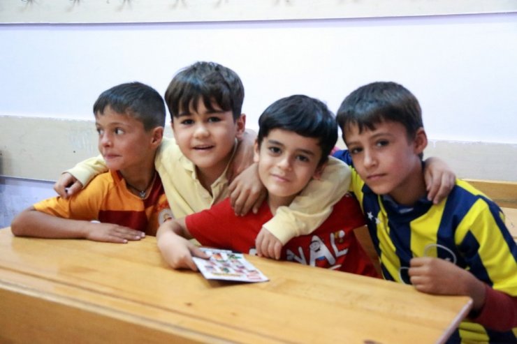 ‘Kitap Kumbarasına Yoğun İlgi