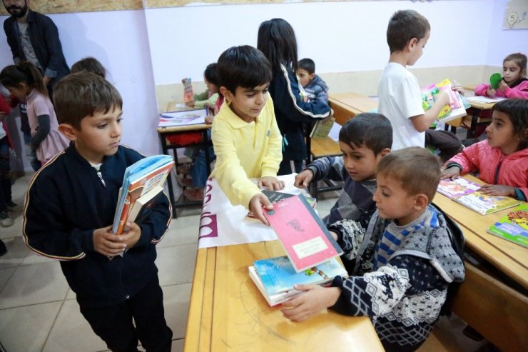 ‘Kitap Kumbarasına Yoğun İlgi