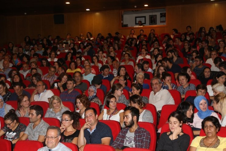 ’Kırkından Sonra’ Efeler Halkını Kahkahaya Boğdu