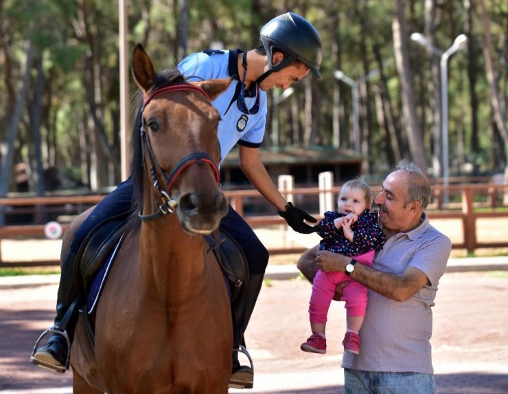 Antalya’da ‘Atlı Zabıta Birimi’ Göreve Başlıyor