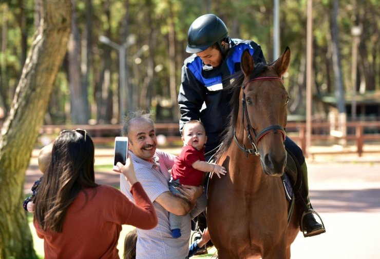 Antalya’da ‘Atlı Zabıta Birimi’ Göreve Başlıyor
