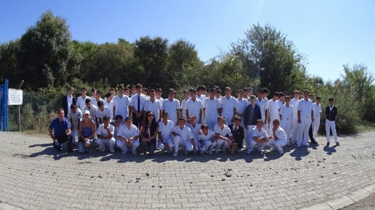 Köyceğizli Öğrenciler Hayvan Barınağını Ziyaret Etti