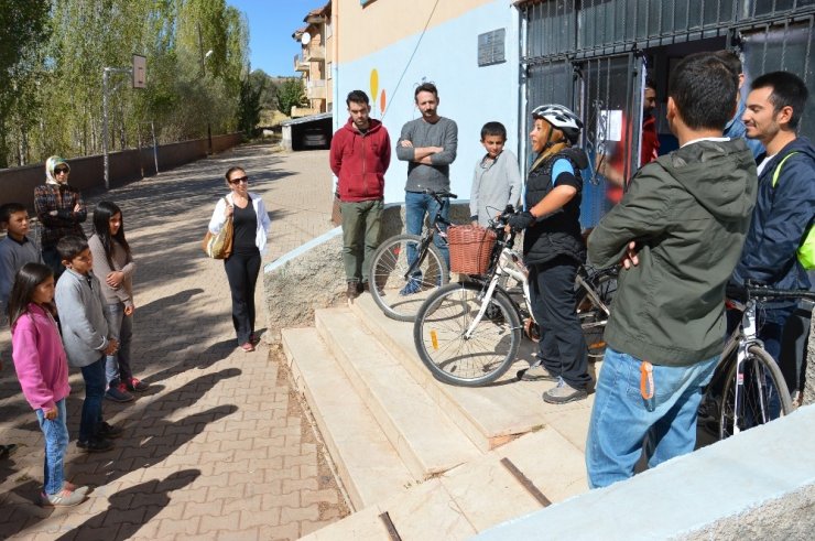 Kırıkkaleli Bisikletseverlerden Anlamlı Destek