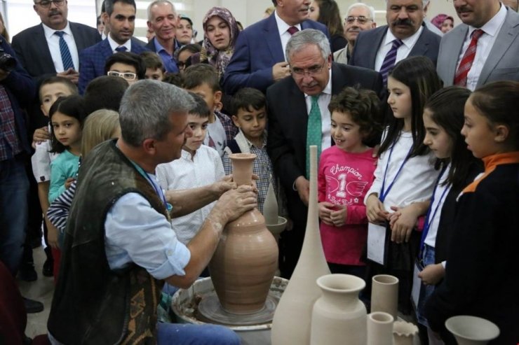 Kütahya’da Bilim Şenliği