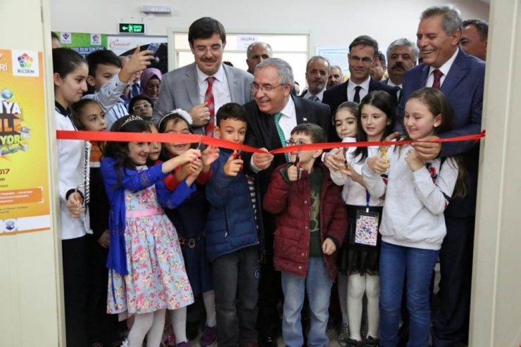 Kütahya’da Bilim Şenliği