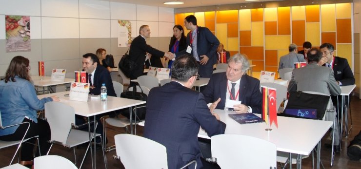 Almanya’da Yatırım Yapmak İsteyen Türk Girişimciler Bilgilendirilecek