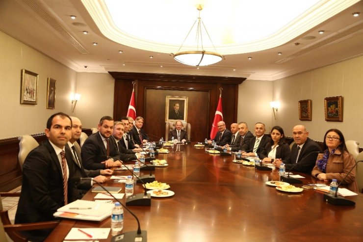 Kıbrıslı Sanayiciler Başbakan Yardımcısı Akdağ’ı Ziyaret Etti