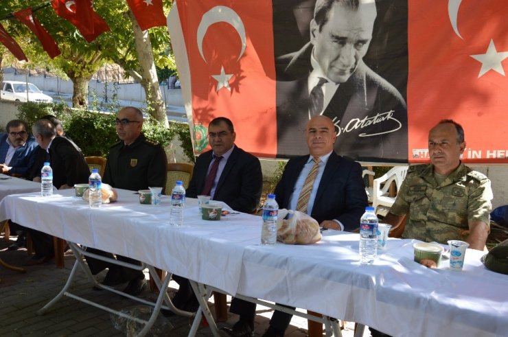 Kerbela Şehitlerini Andılar