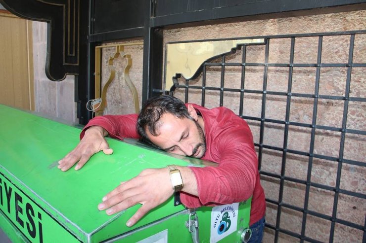 Böbrek Yetmezliği Nedeniyle Hayatını Kaybeden 10 Yaşındaki Samet Yasa Boğdu