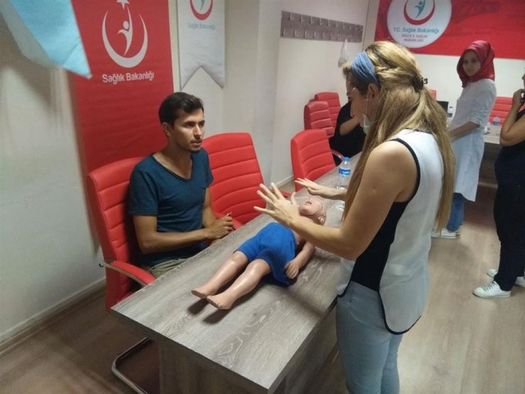 128 Kişiye Temel İlk Yardım Uygulamaları Eğitimi Verildi