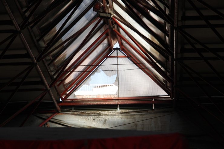 Unutulan Kapalı Pazar Esnafı Perişan