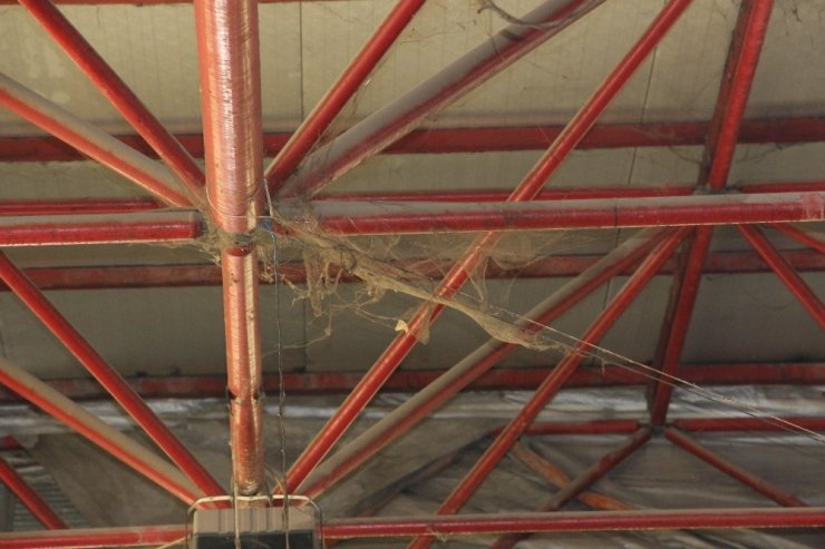 Unutulan Kapalı Pazar Esnafı Perişan