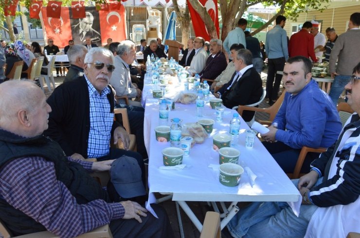 Kerbela Şehitlerini Andılar